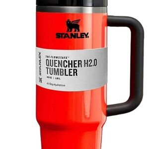 Stanley Bold Red Quencher H2.0 Tumbler